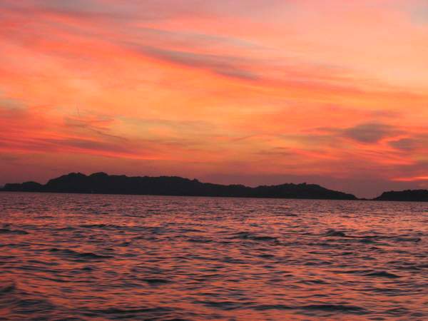 Tramonto sull''isola di S.Maria